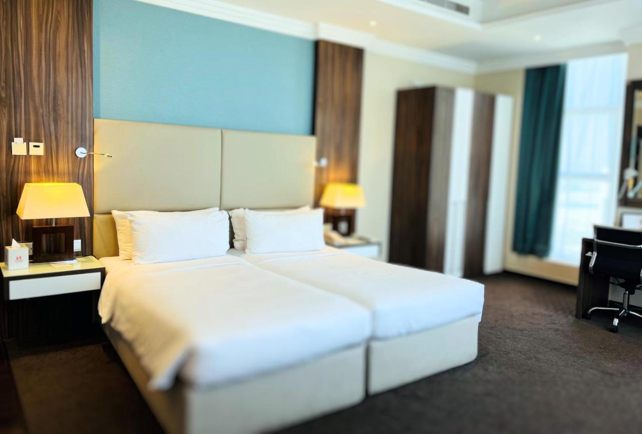 Swiss-Belhotel Seef Bahrain Manamah Buitenkant foto